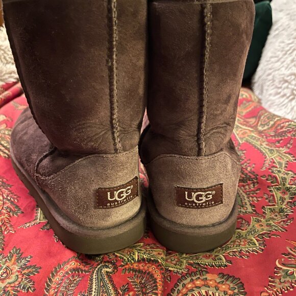 Women's Ugg Chocolate Brown Classic Short II Size 6 NICE!!! - Picture 5 of 9